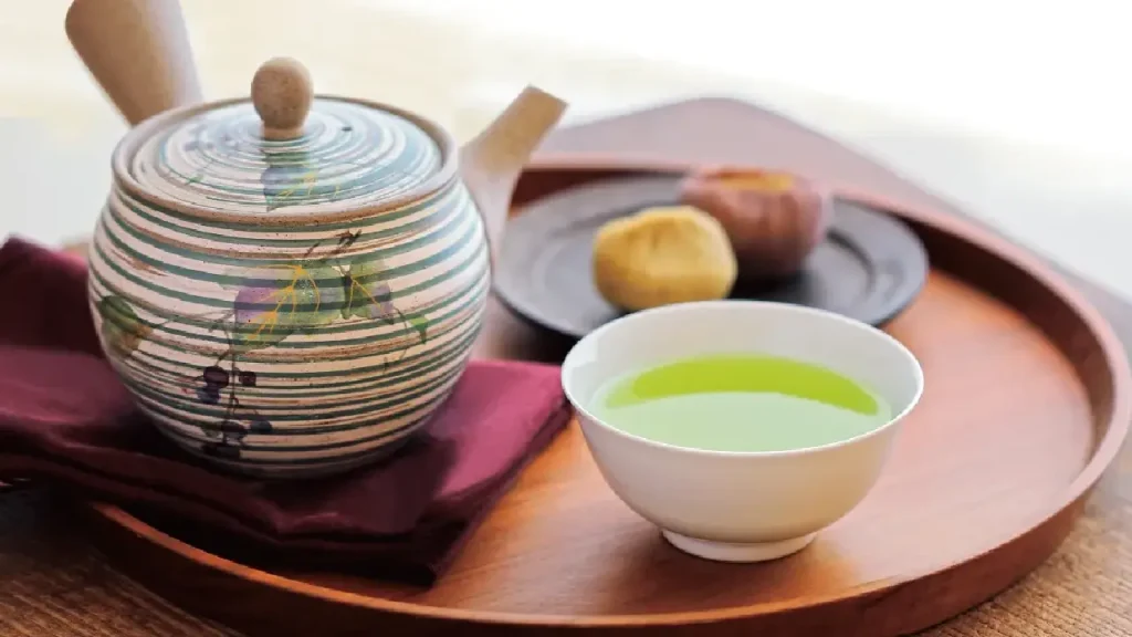 茶葉（リーフ）：お茶の香りと旨みをしっかり楽しみたい方へ
